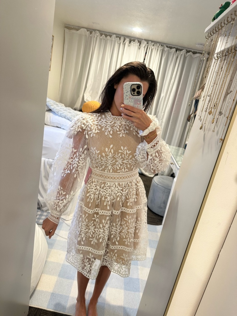 Ivy City Co White Lace Sheer Long-Sleeve Tiered Dress